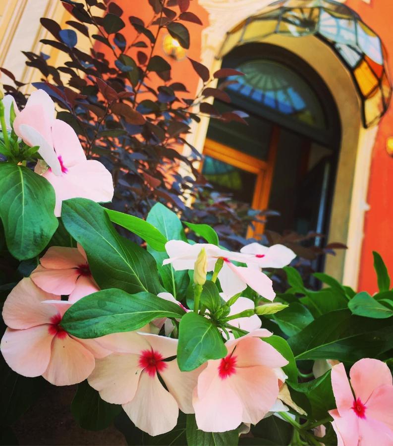 Villa Mirosa Албисола Марина Екстериор снимка